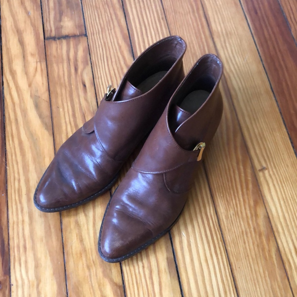 Etienne Aigner size 7 vintage booties